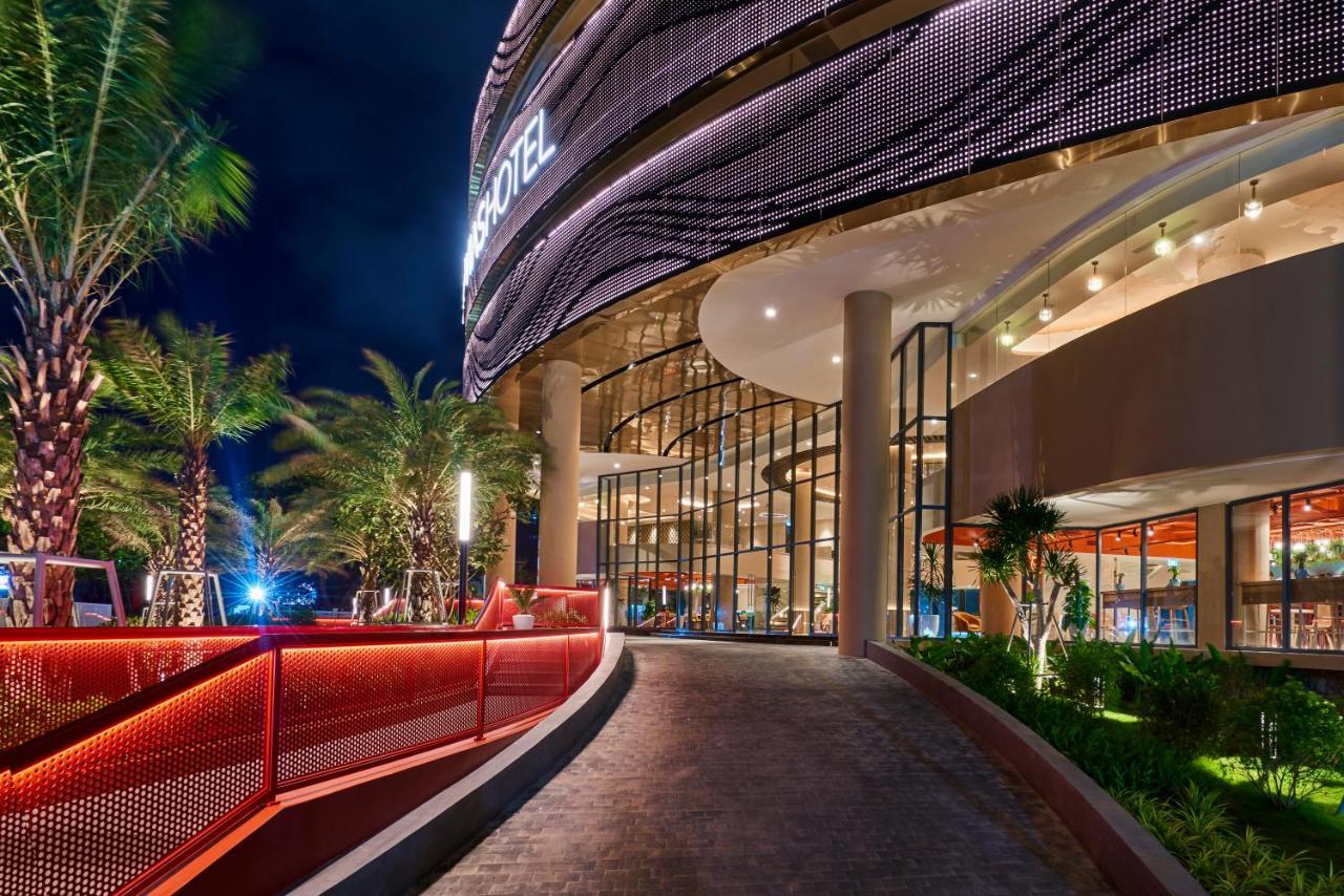 Vias Hotel Vung Tau - Transportation Included Exterior photo The entrance of the mall