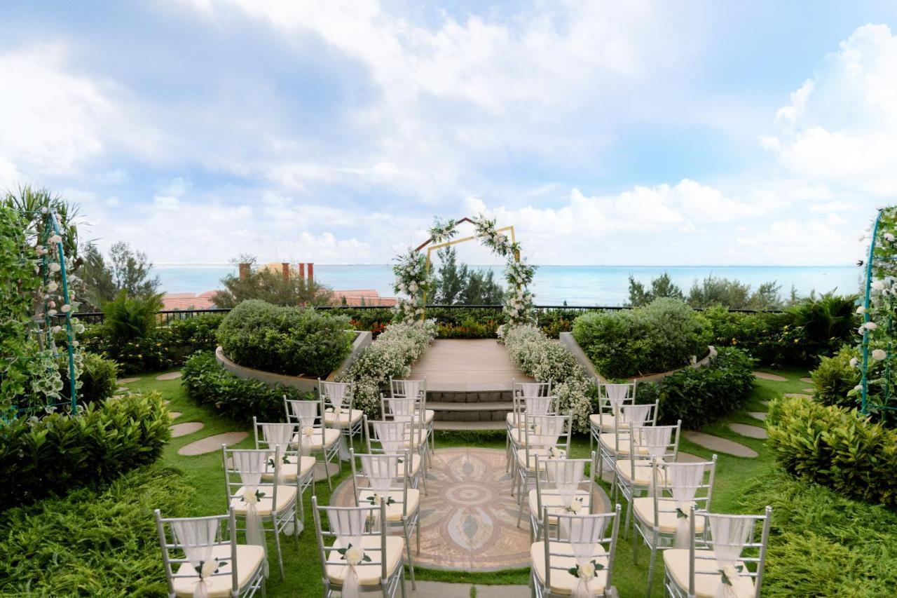Vias Hotel Vung Tau - Transportation Included Exterior photo The wedding garden