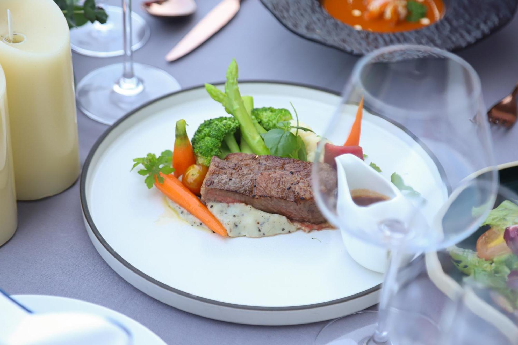 Vias Hotel Vung Tau - Transportation Included Exterior photo A steak prepared by the restaurant