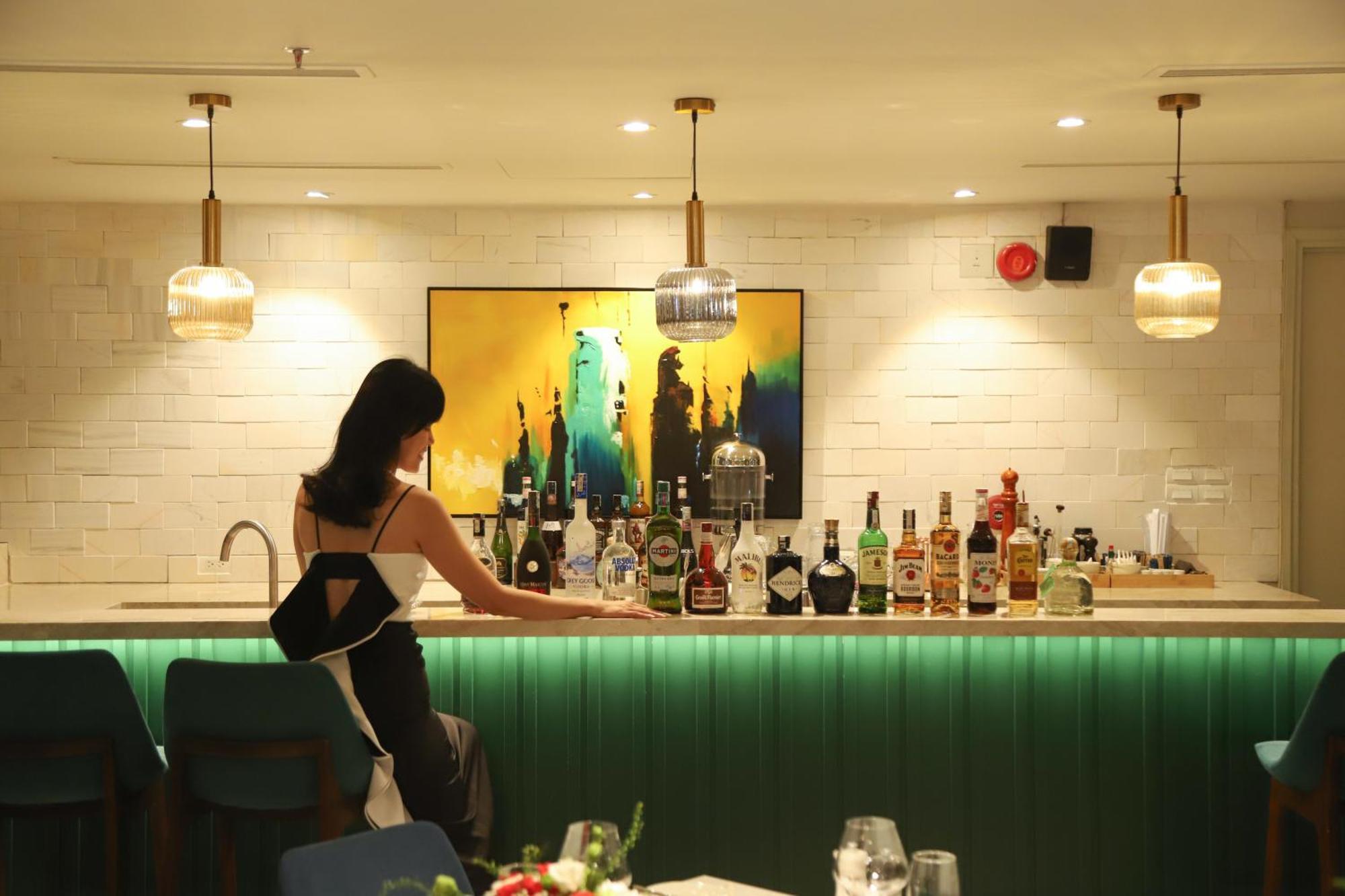 Vias Hotel Vung Tau - Transportation Included Exterior photo The bar at the 1900 restaurant